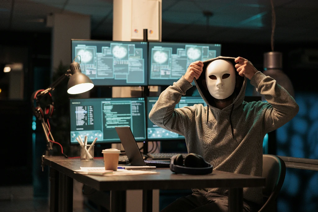 Canadian Authorities Arrest Hacker Linked to Snowflake Data Breaches